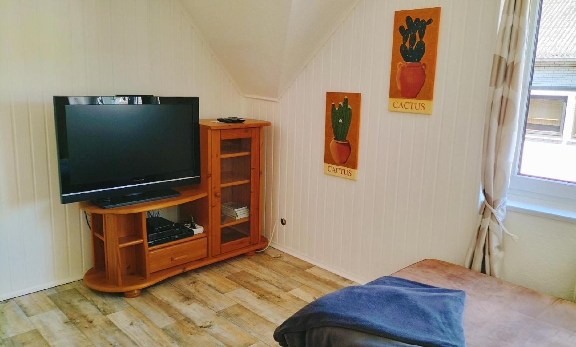 Ferienwohnung Am Nuerburgring 2.Og Аденау Экстерьер фото